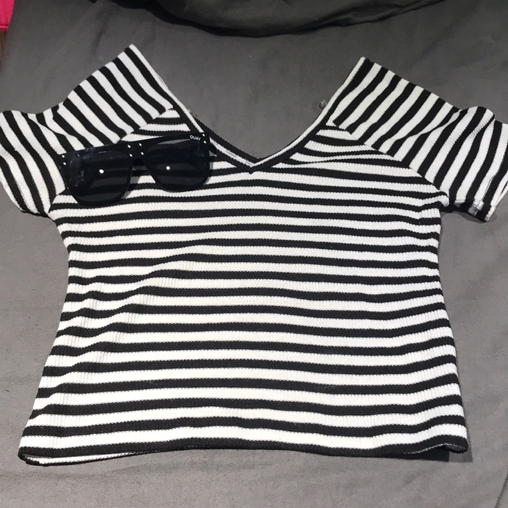 White and black stripped crop top